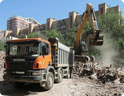 Зачистка территории и сбор мусора с грунта